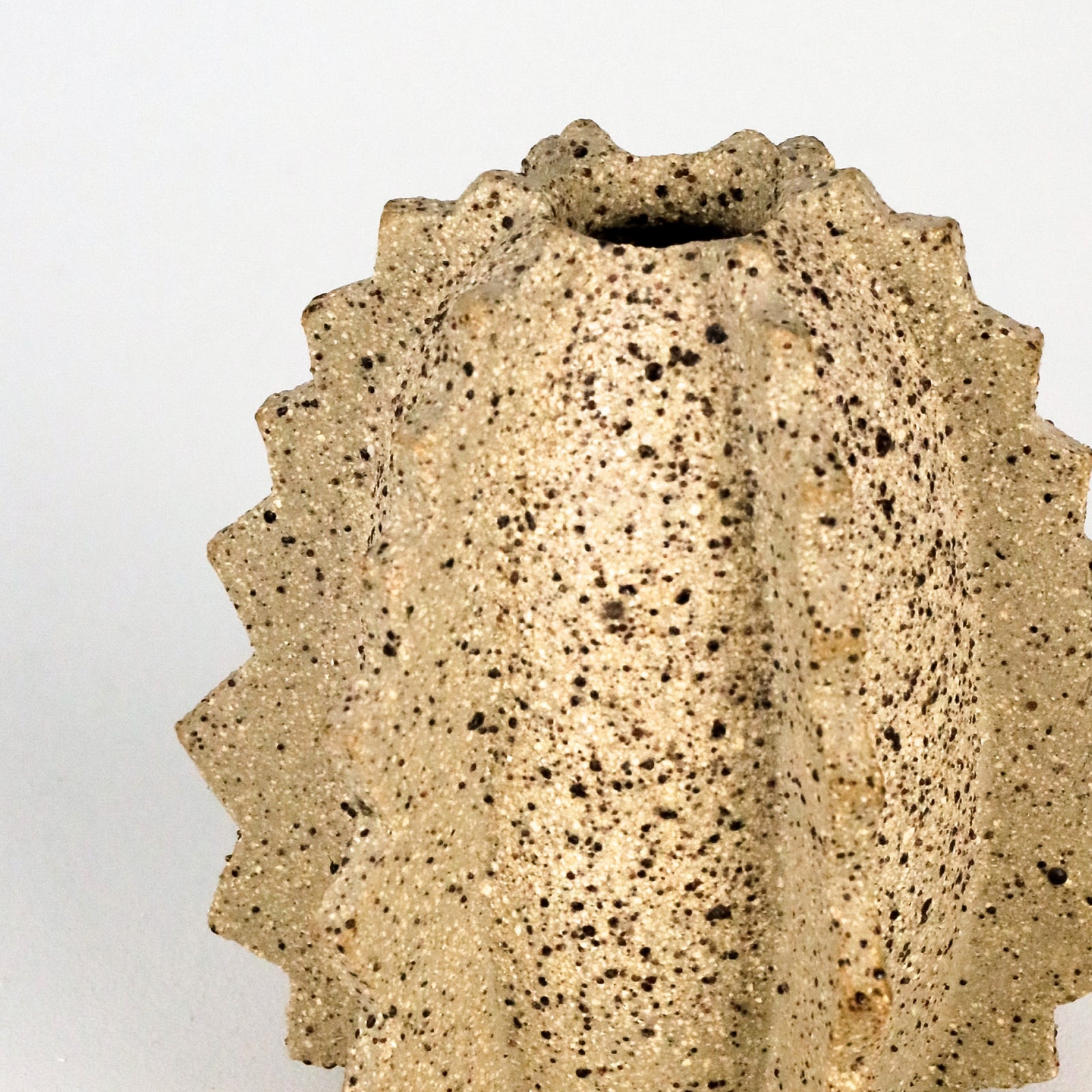 Doubly | Durian Vase – Raw Taupe