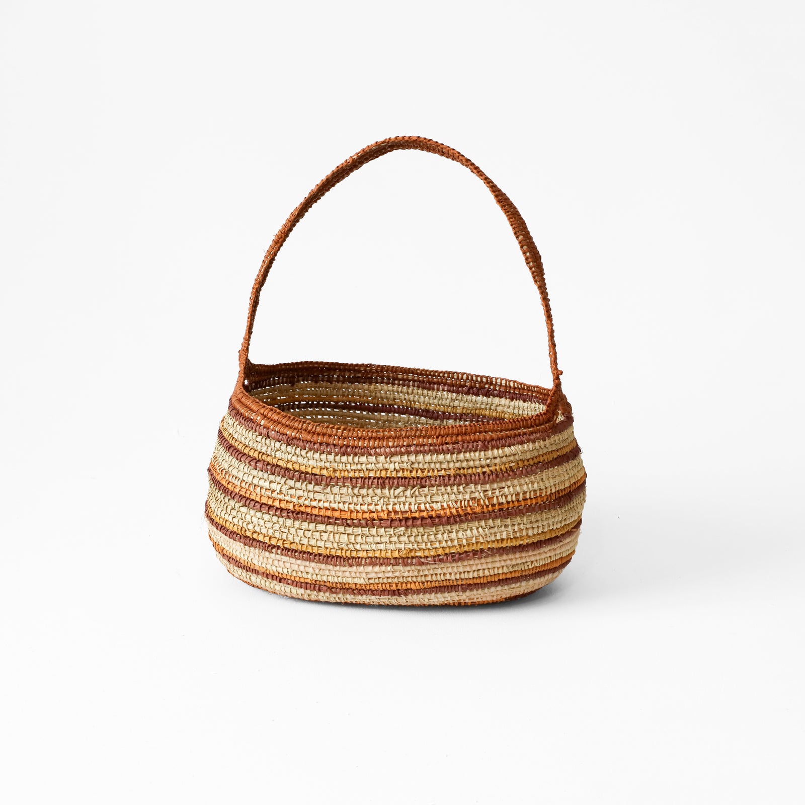 Pam Ganambarr Gawura | GUNGA (PANDANUS) BASKET 22-133