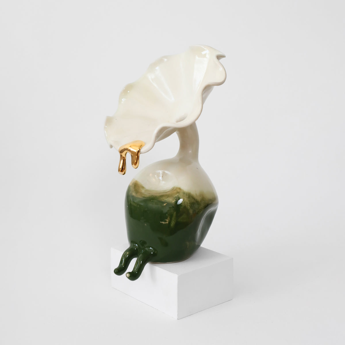 Eun Ceramics | Melting Man (Olive)