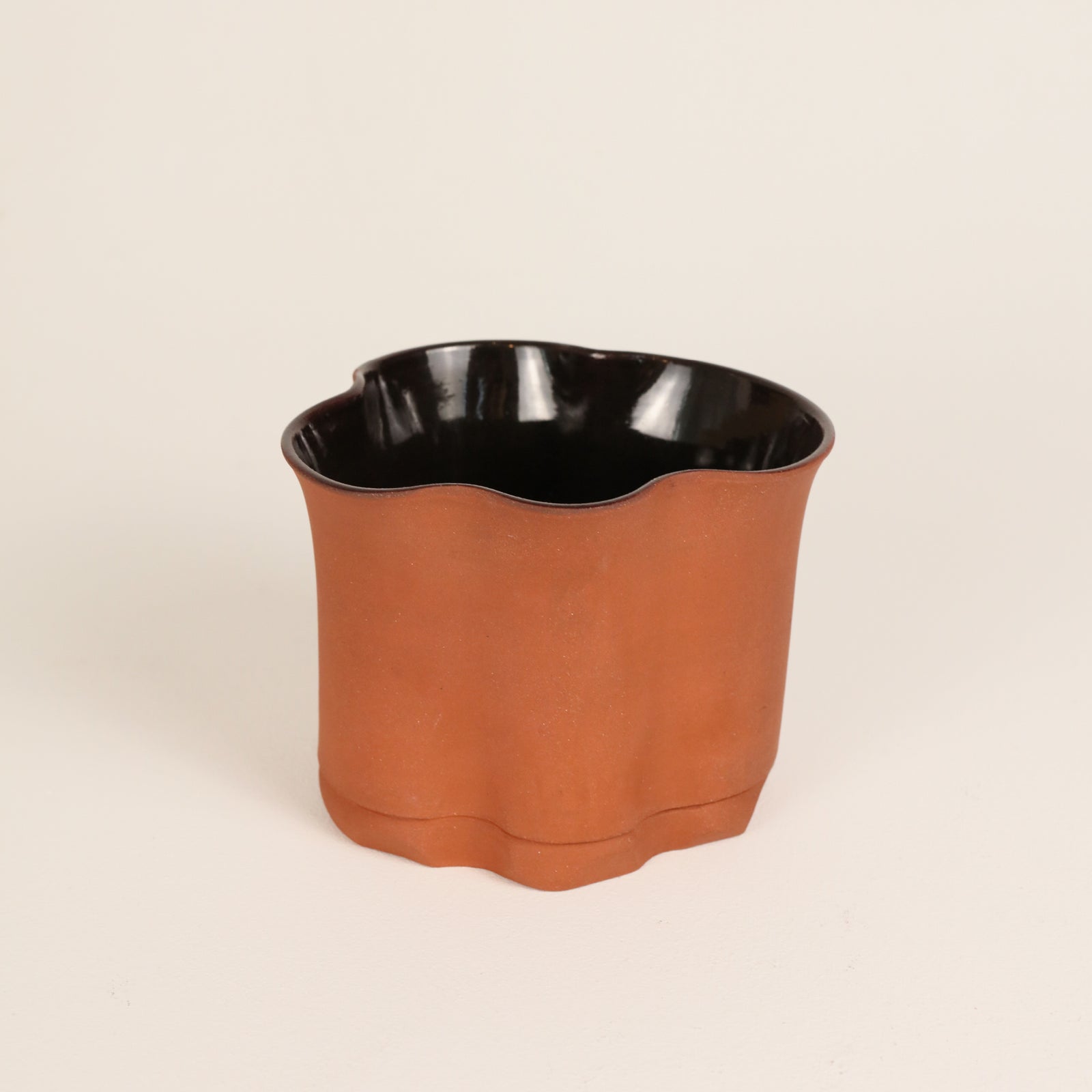 Philippa Taylor | Flower Vessel - Red I