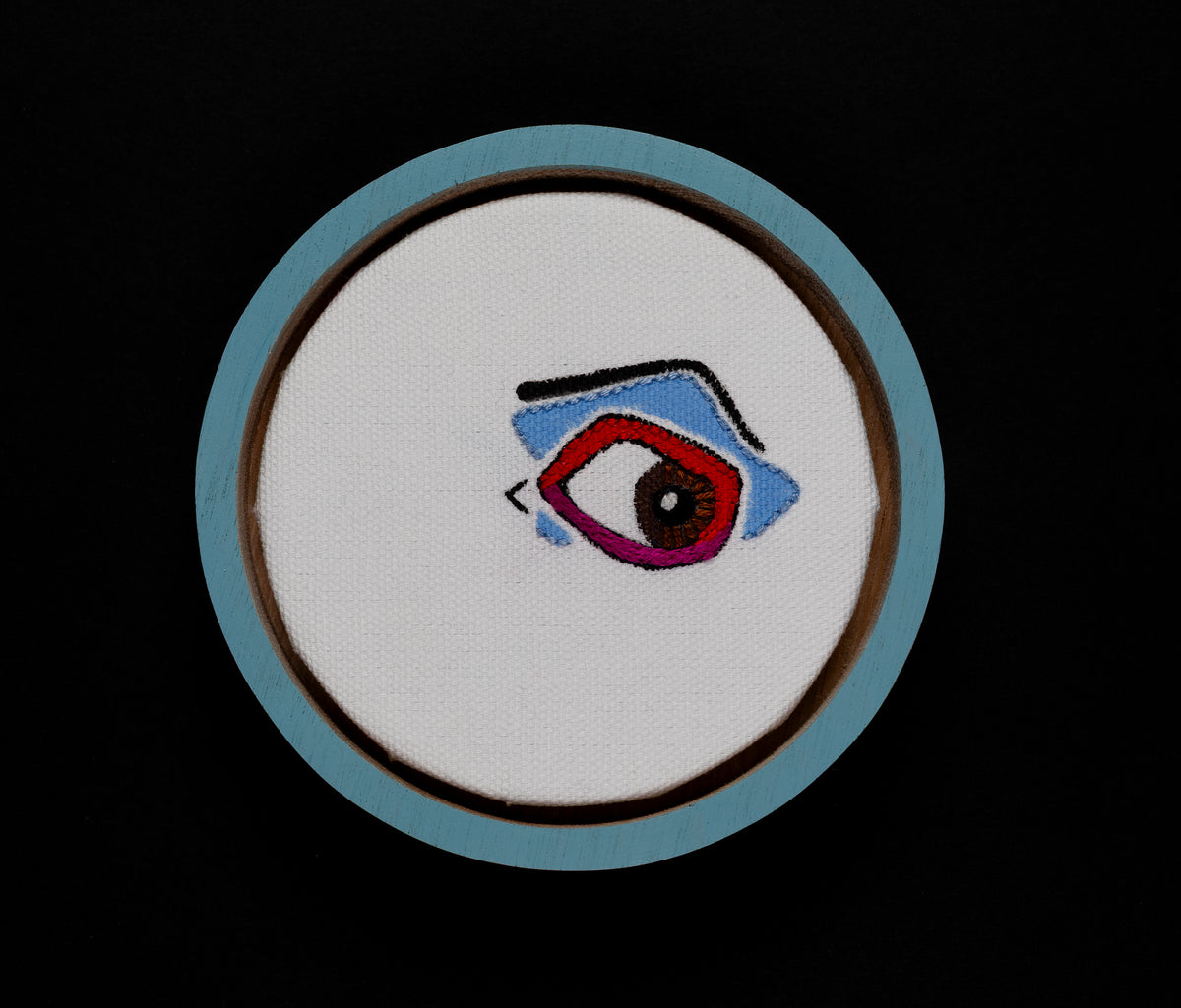 Amelia Dowling | Returning the gaze (blue)