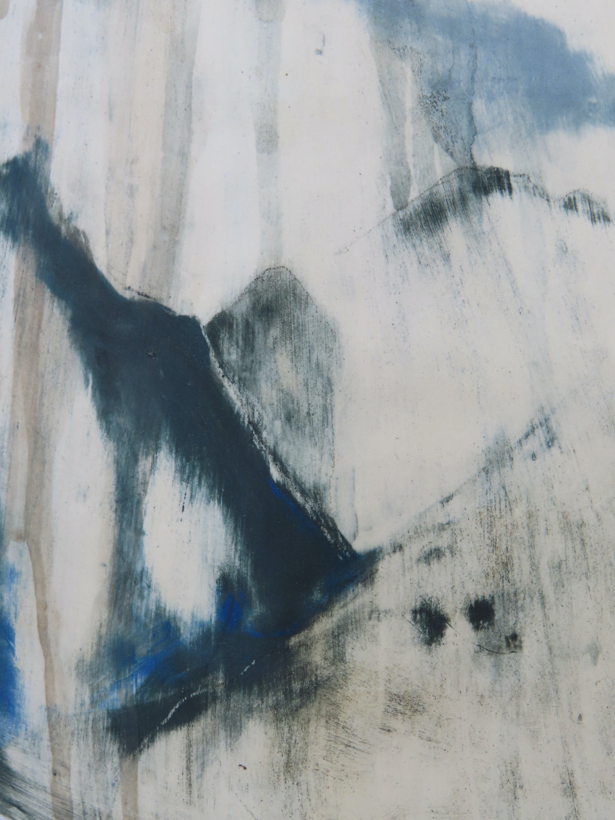 Anke Klevjer | earth lifts up as high as it can