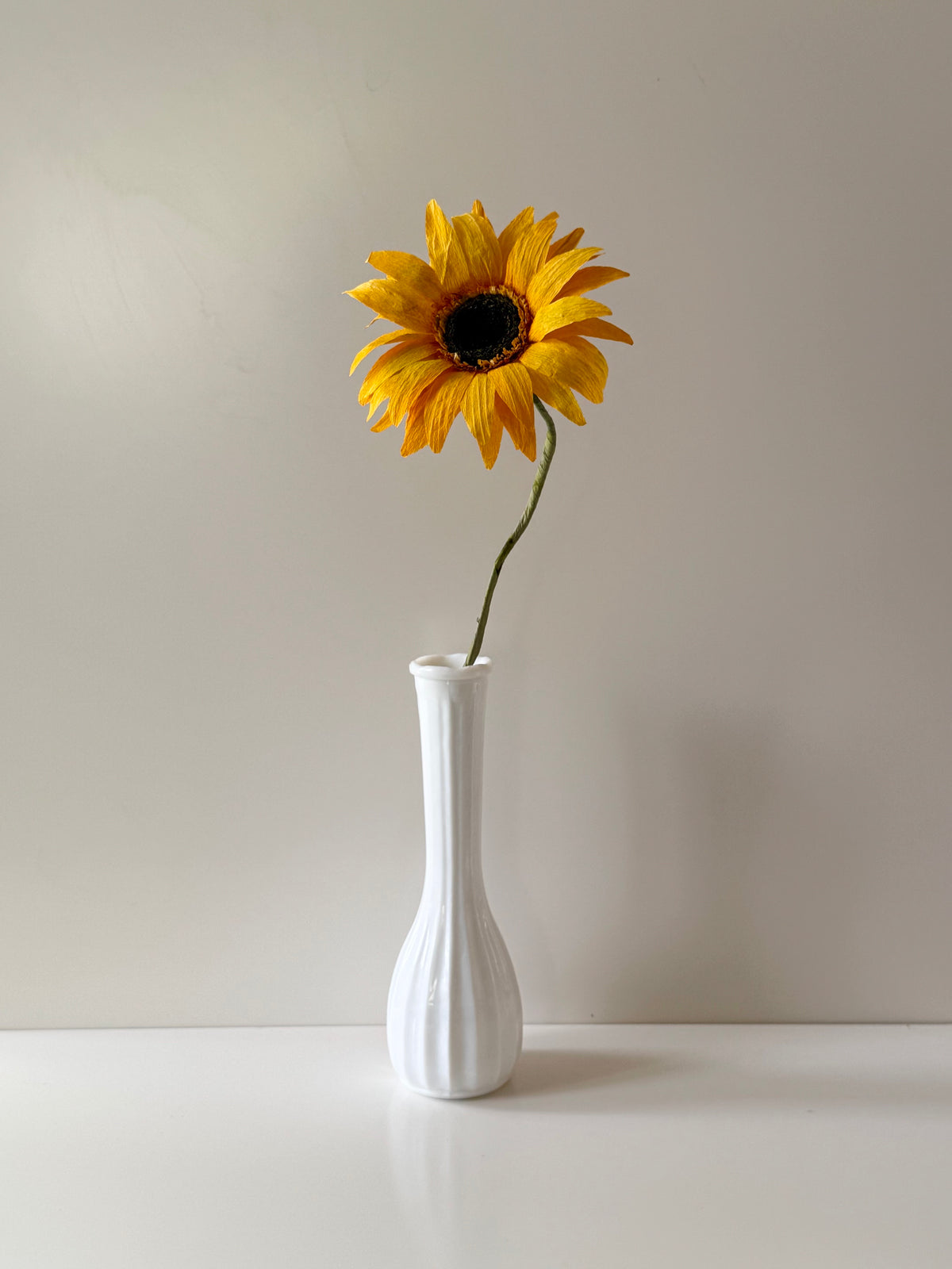 Leesa Cowan | Yellow Sunflower
